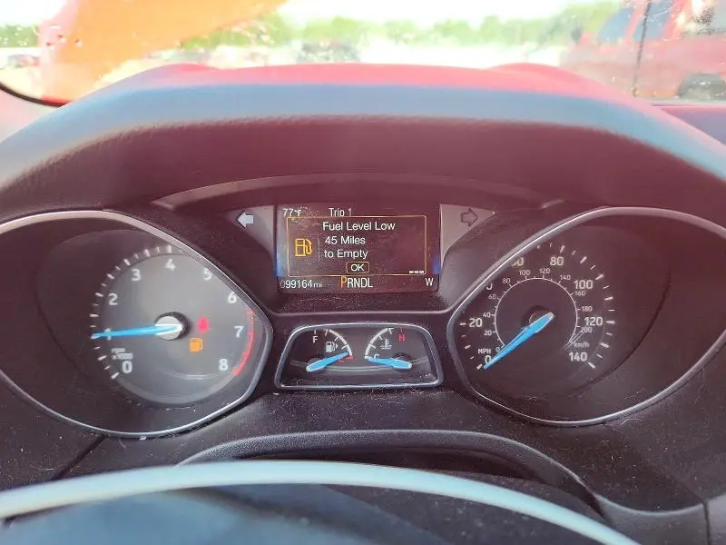2017 FORD FOCUS SE  