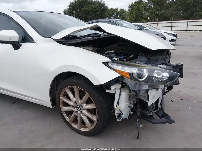 2017 MAZDA MAZDA3 GRAND TOURING
