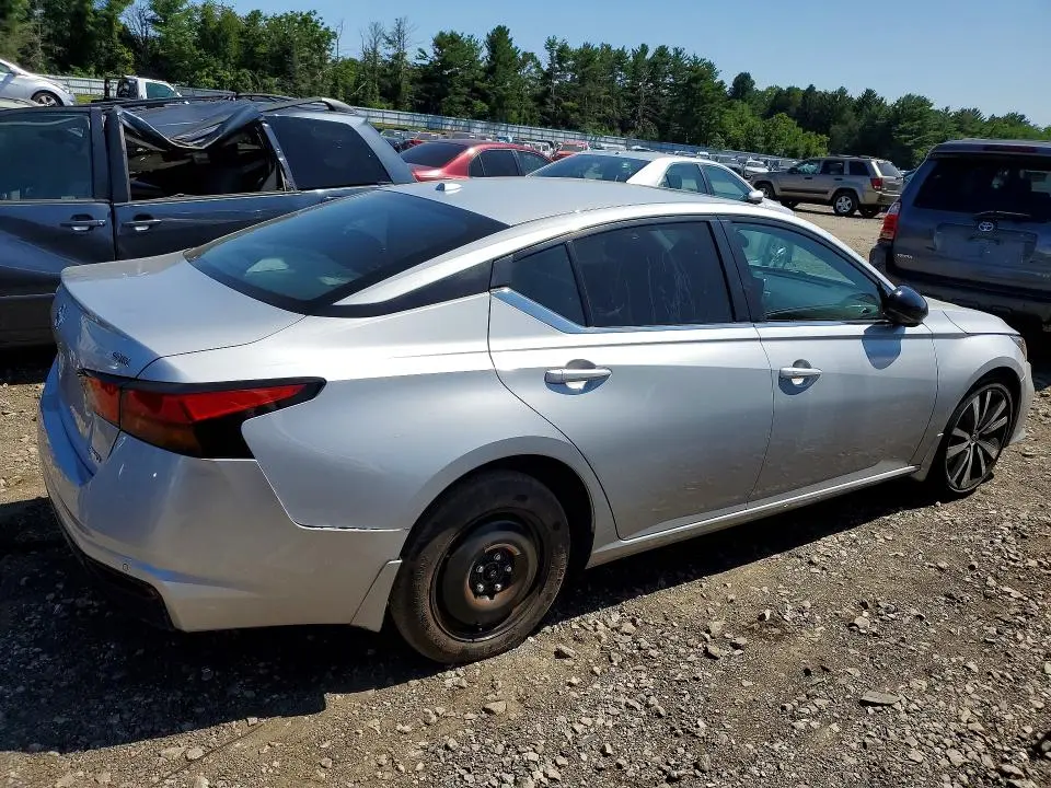 2020 NISSAN ALTIMA SR  