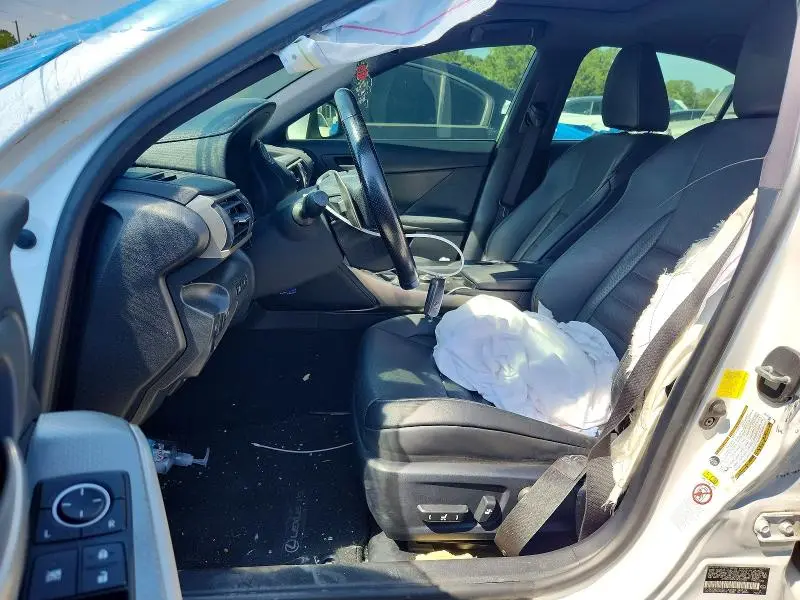 2018 LEXUS IS 300  