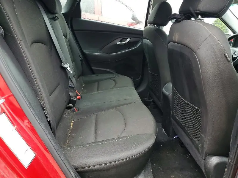 2018 HYUNDAI ELANTRA GT BASE  
