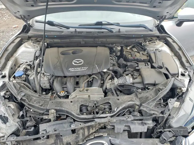 2018 MAZDA 3 TOURING  
