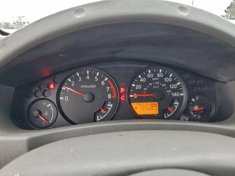 2013 NISSAN FRONTIER S  