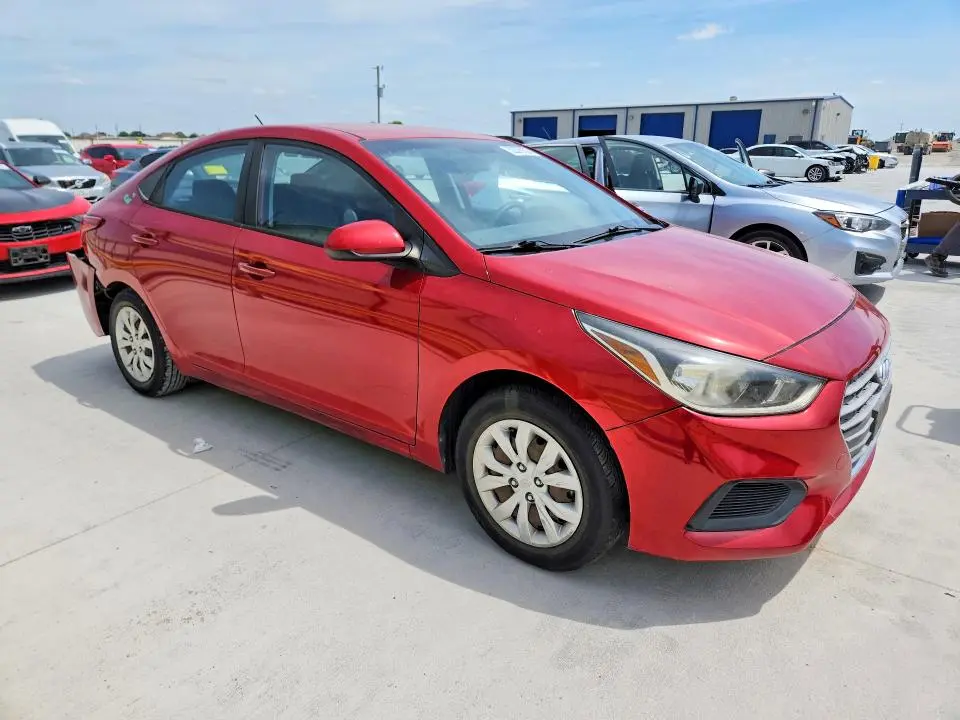 2018 HYUNDAI ACCENT SE  