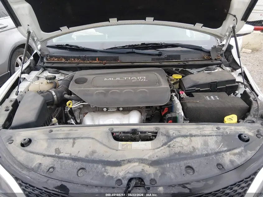 2015 CHRYSLER 200 C