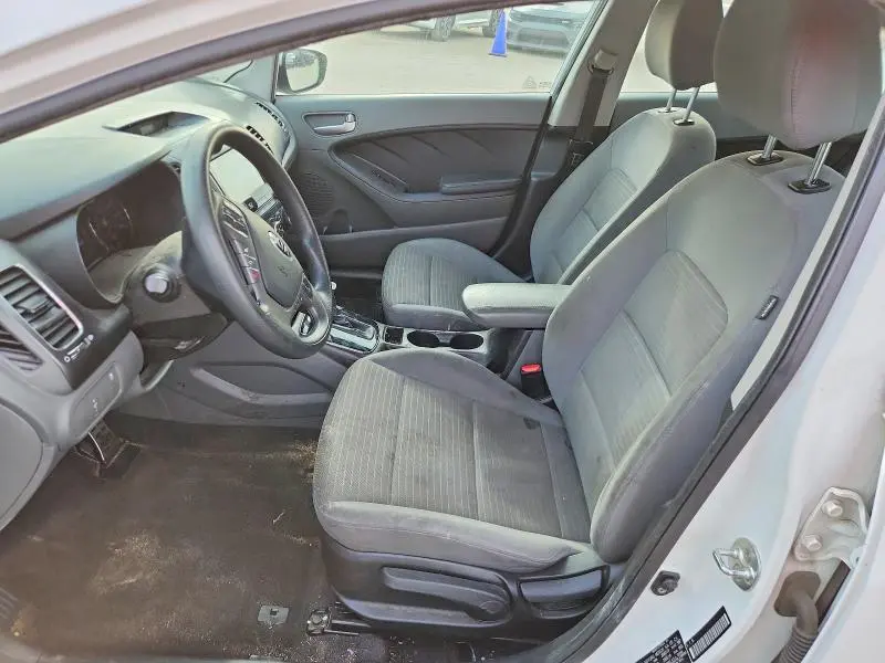 2018 KIA FORTE LX  