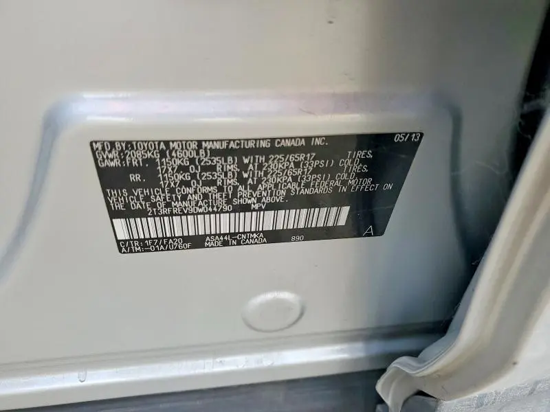 2013 TOYOTA RAV4 XLE  