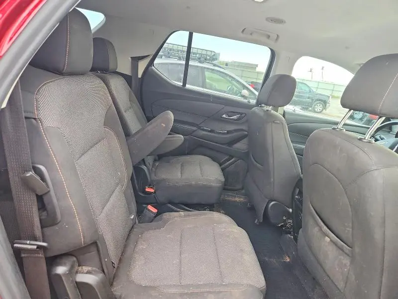 2021 CHEVROLET TRAVERSE LT  