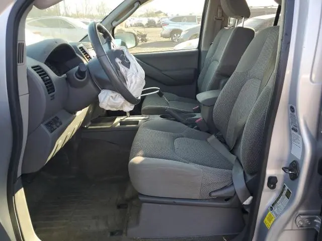 2010 NISSAN FRONTIER CREW CAB SE  