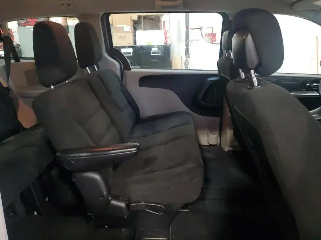 2015 DODGE GRAND CARAVAN SE  