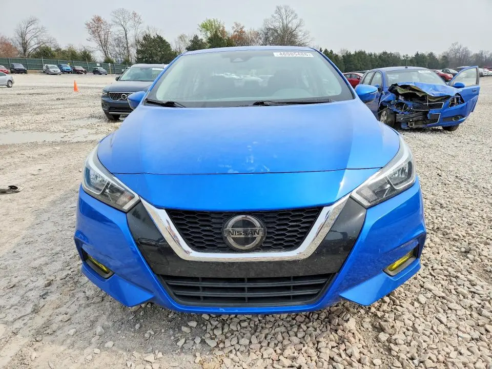 2021 NISSAN VERSA SV  