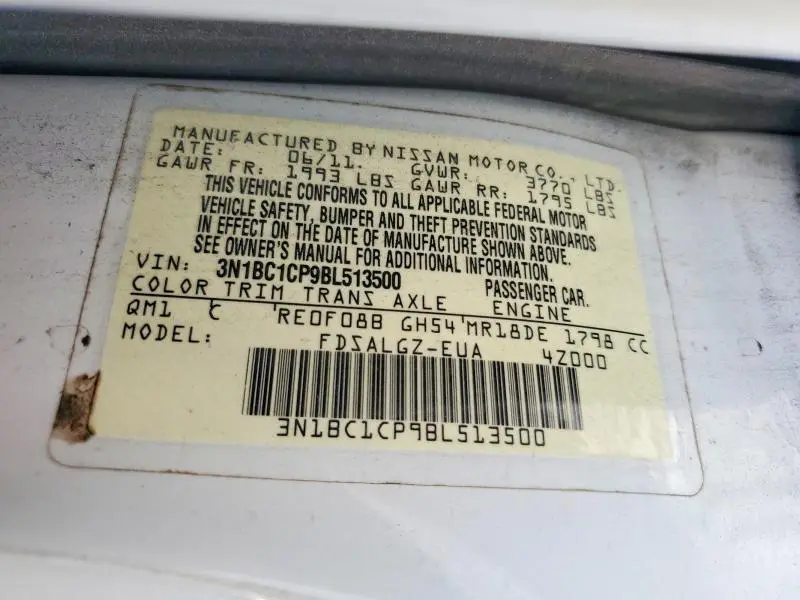 2011 NISSAN VERSA 1.8 S  