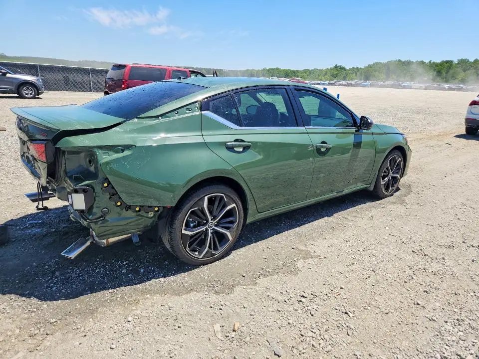 2026 NISSAN ALTIMA SR  