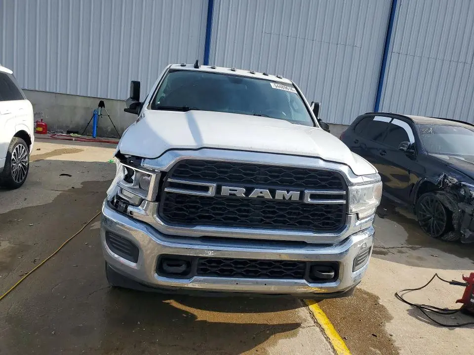 2021 RAM 3500 TRADESMAN  