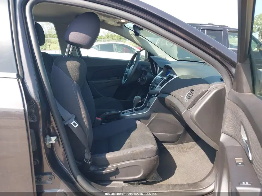 2015 CHEVROLET CRUZE 1LT AUTO