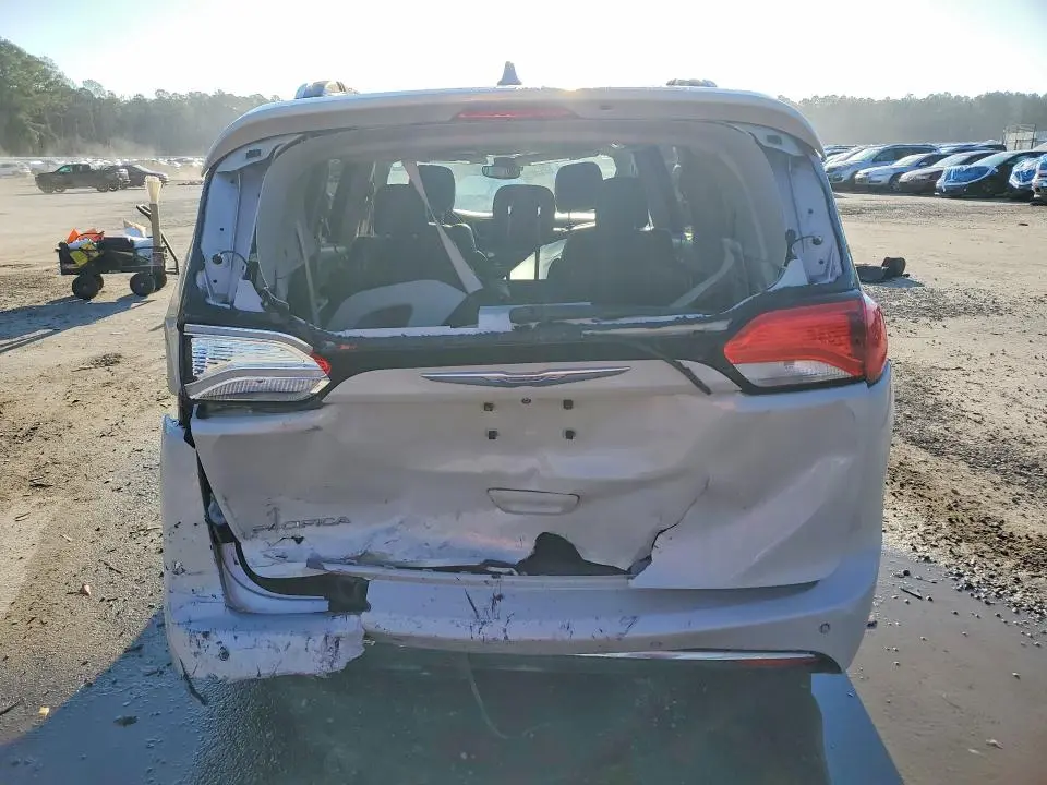 2017 CHRYSLER PACIFICA TOURING L PLUS  