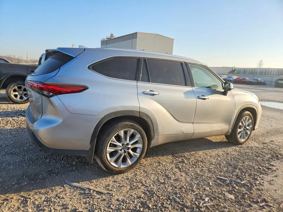 2021 TOYOTA HIGHLANDER LIMITED  