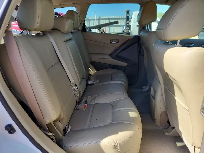 2014 NISSAN MURANO S  