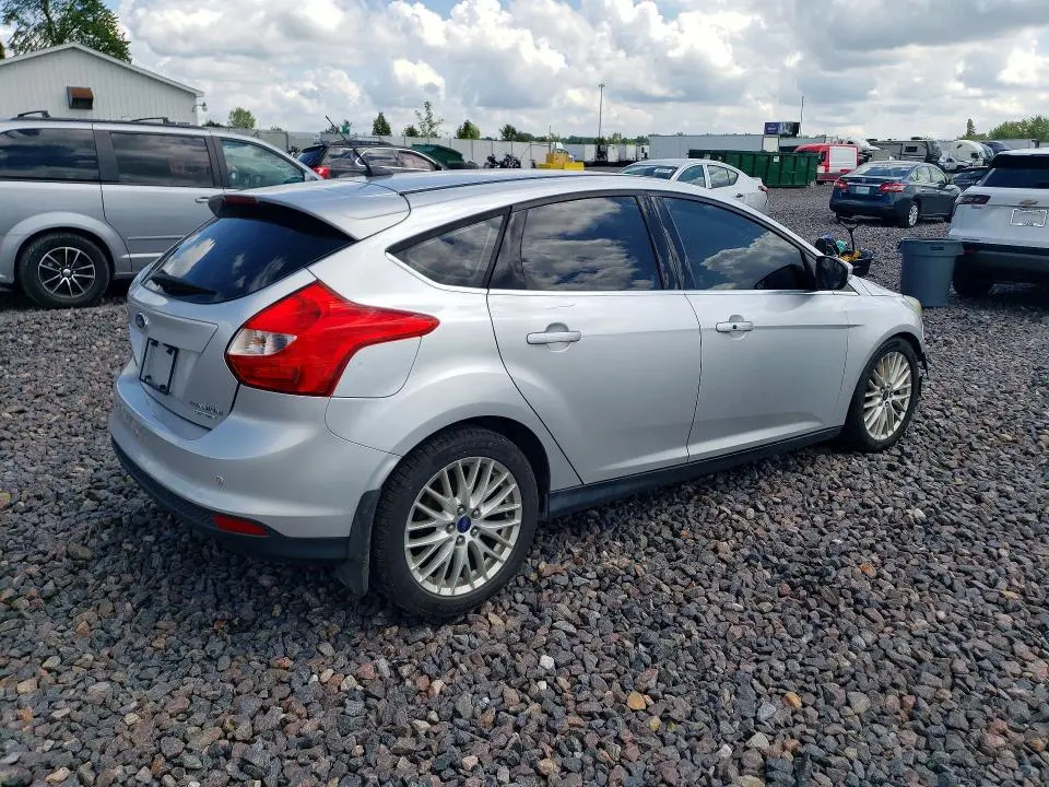 2014 FORD FOCUS TITANIUM  