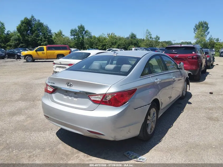 2013 HYUNDAI SONATA GLS