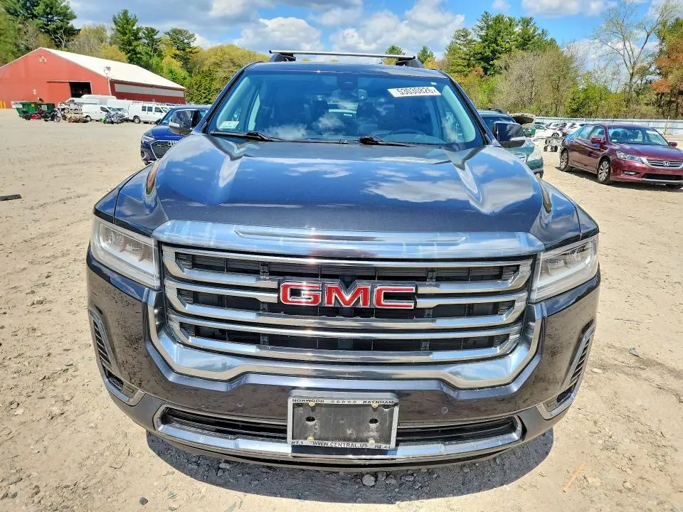 2020 GMC ACADIA AT4  