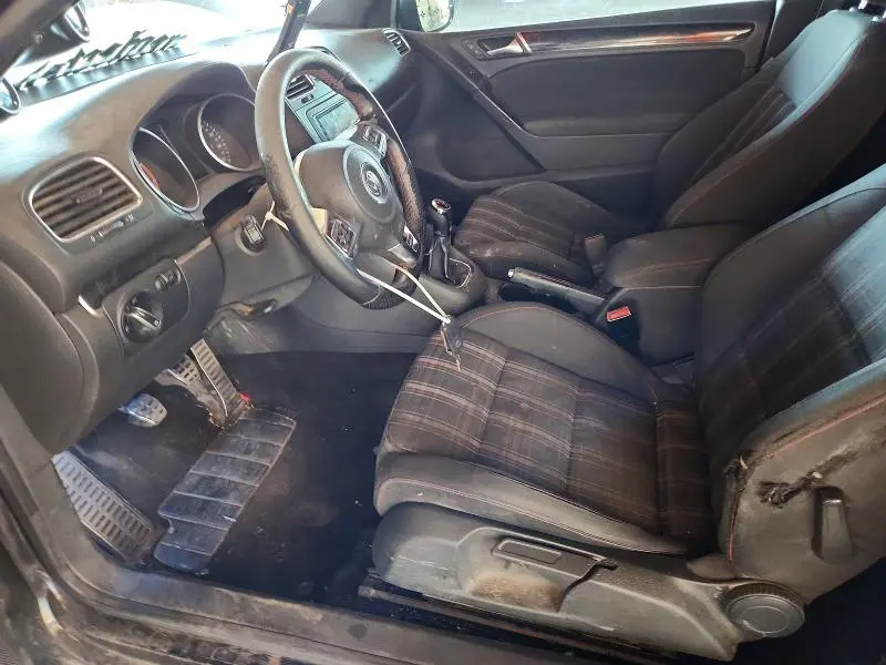 2011 VOLKSWAGEN GTI   