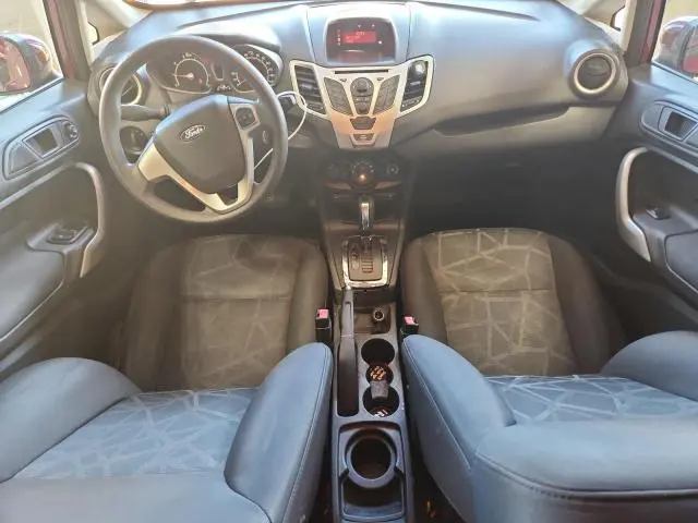 2011 FORD FIESTA SE  