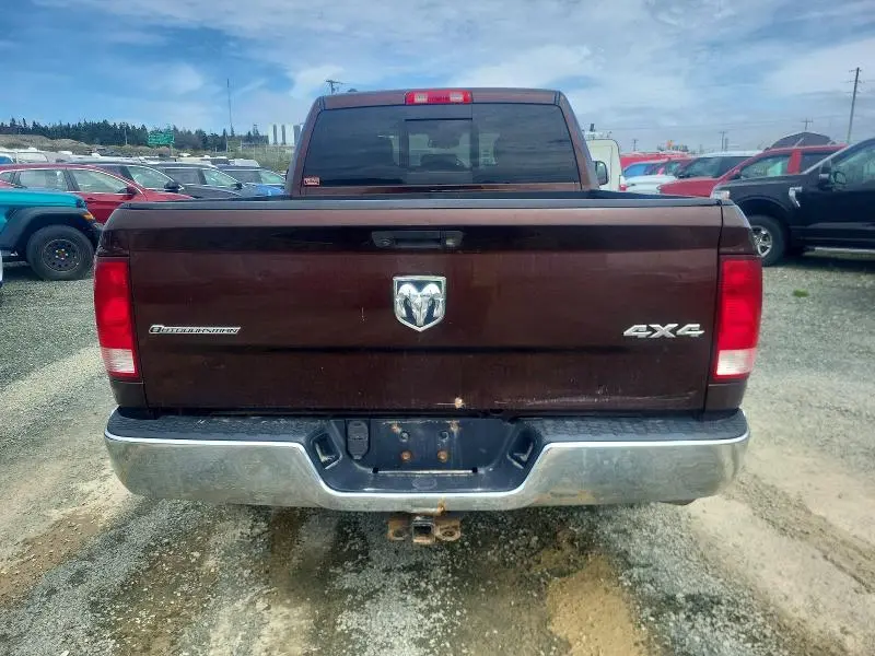2015 RAM 1500 SLT  
