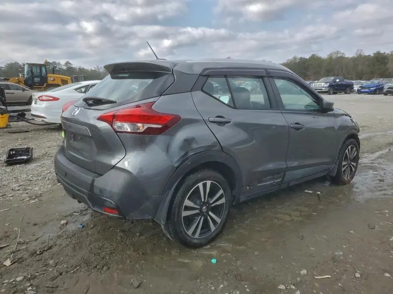 2018 NISSAN KICKS S  