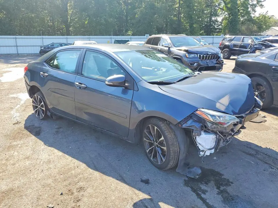 2018 TOYOTA COROLLA SE  