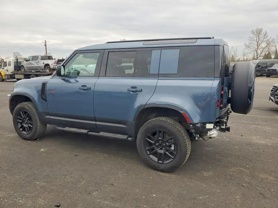 2025 LAND ROVER DEFENDER 110 S  