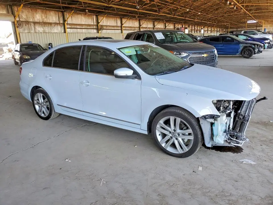 2017 VOLKSWAGEN JETTA SEL  