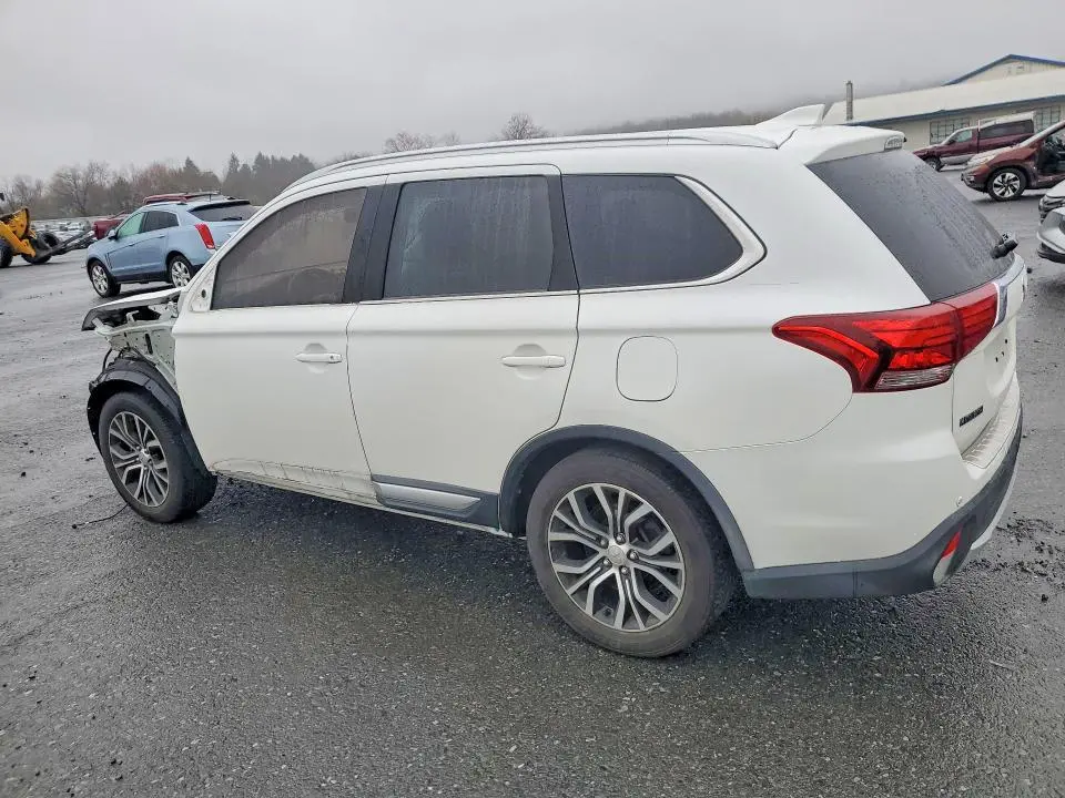 2018 MITSUBISHI OUTLANDER SE  