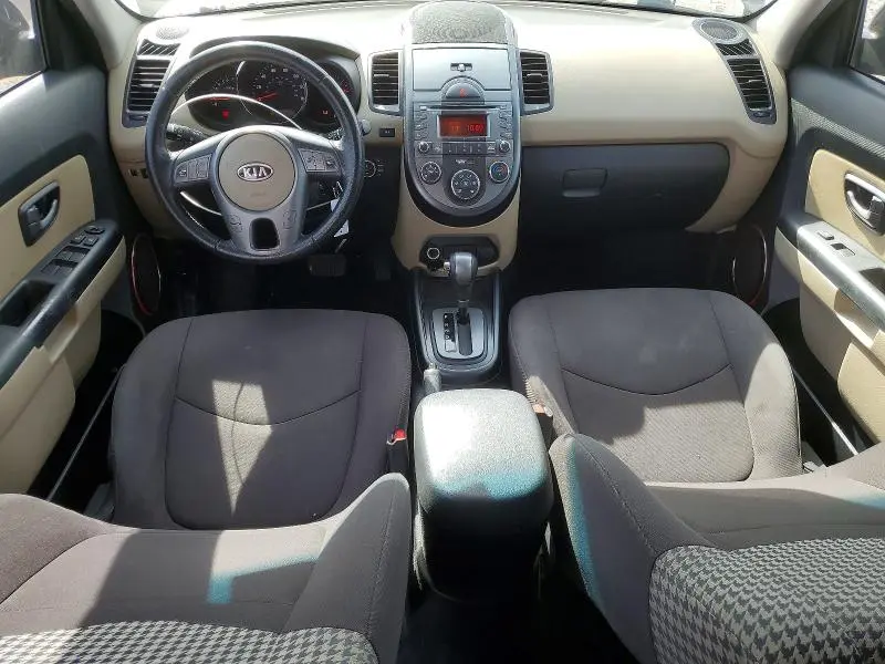 2010 KIA SOUL +  