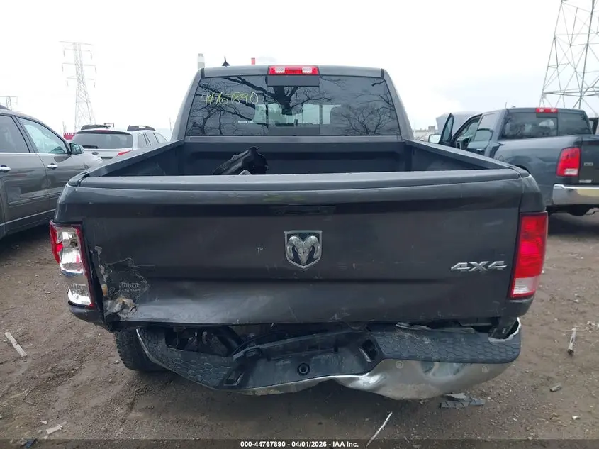 2017 RAM 1500 BIG HORN  4X4 5'7 BOX