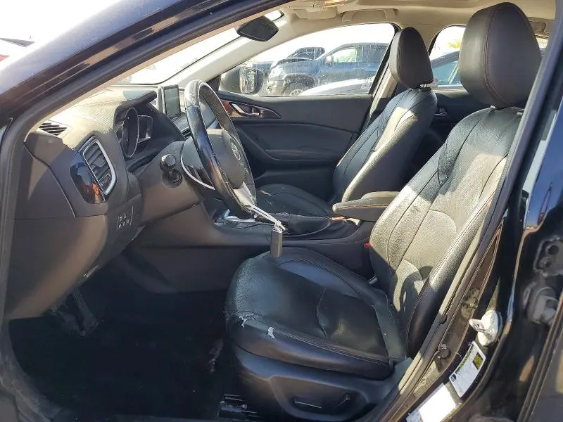 2016 MAZDA MAZDA3   