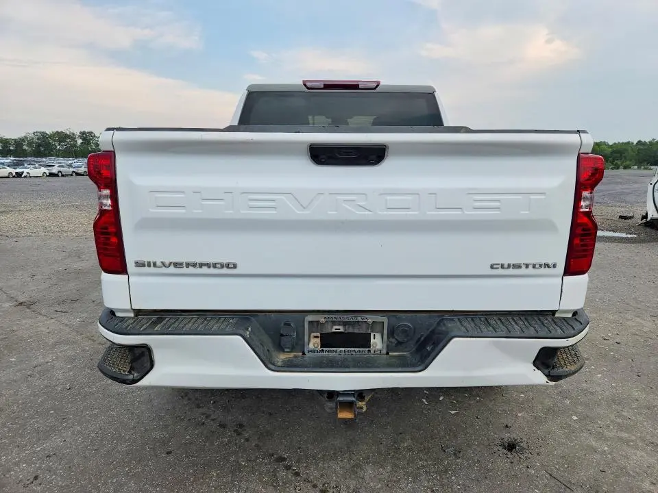 2024 CHEVROLET SILVERADO K1500 CUSTOM  