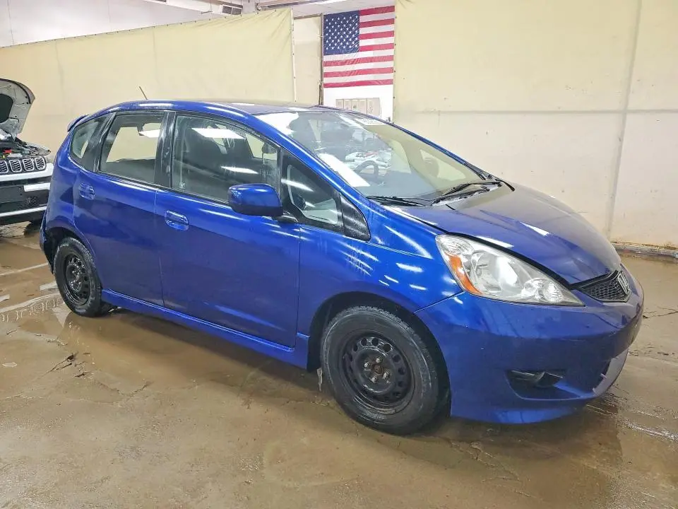 2010 HONDA FIT SPORT  