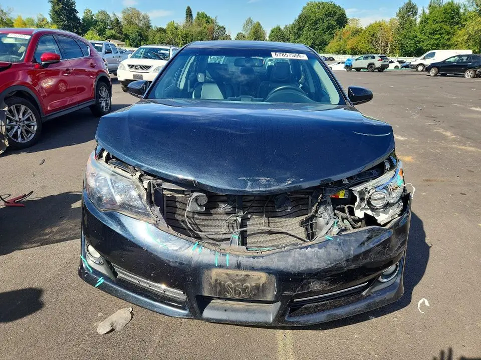 2012 TOYOTA CAMRY SE V6  