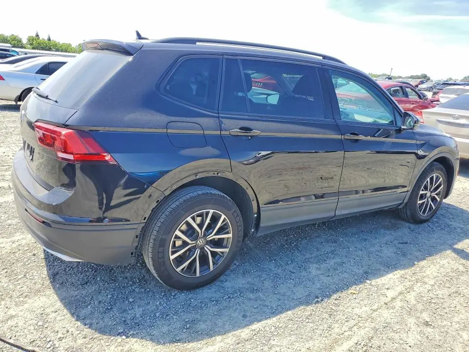 2021 VOLKSWAGEN TIGUAN S  
