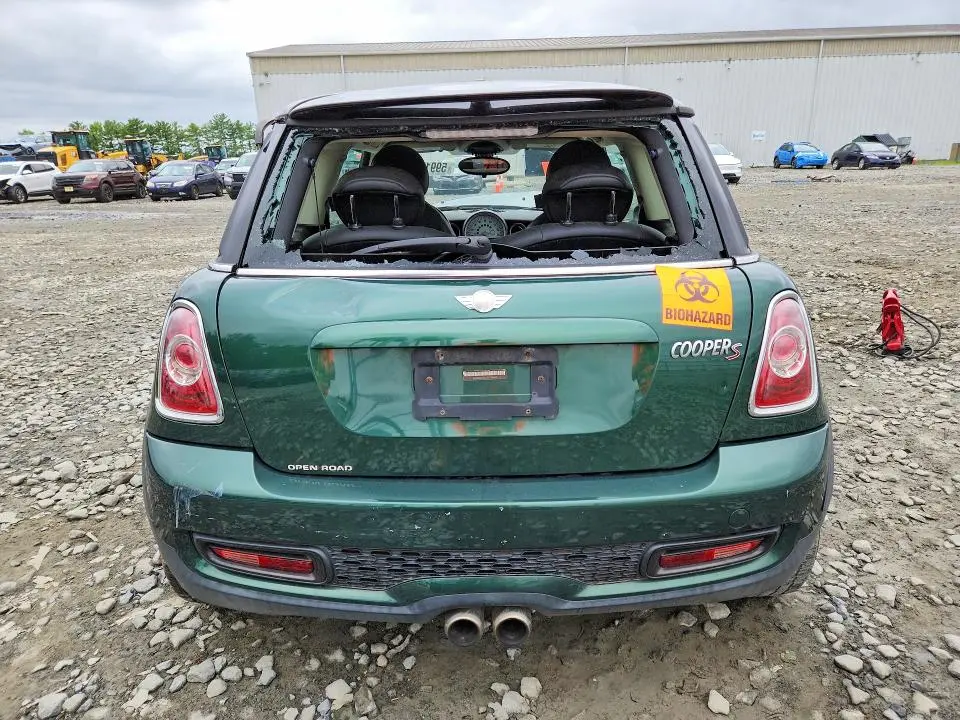 2013 MINI COOPER S  