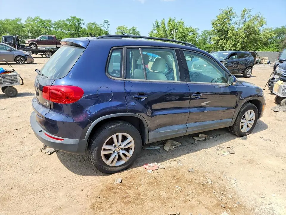 2016 VOLKSWAGEN TIGUAN S  