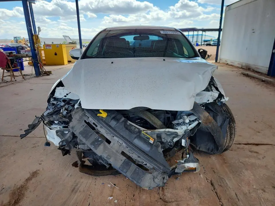 2014 FORD FOCUS TITANIUM  