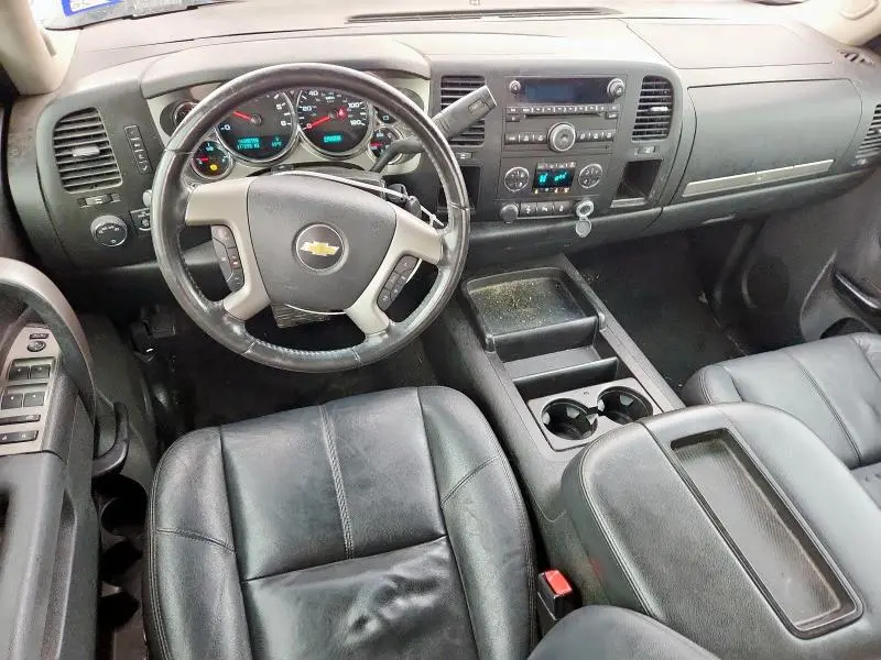 2013 CHEVROLET SILVERADO C1500 LT  