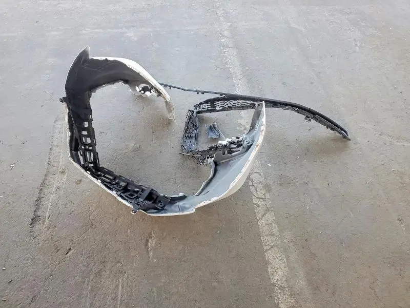 2021 TOYOTA SIENNA LE 8-PASSENGER  