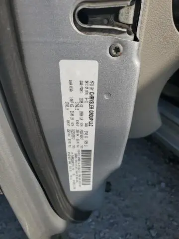 2011 CHRYSLER TOWN & COUNTRY LIMITED  