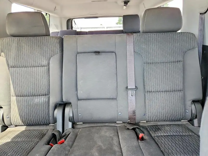 2016 CHEVROLET SUBURBAN C1500 LS  