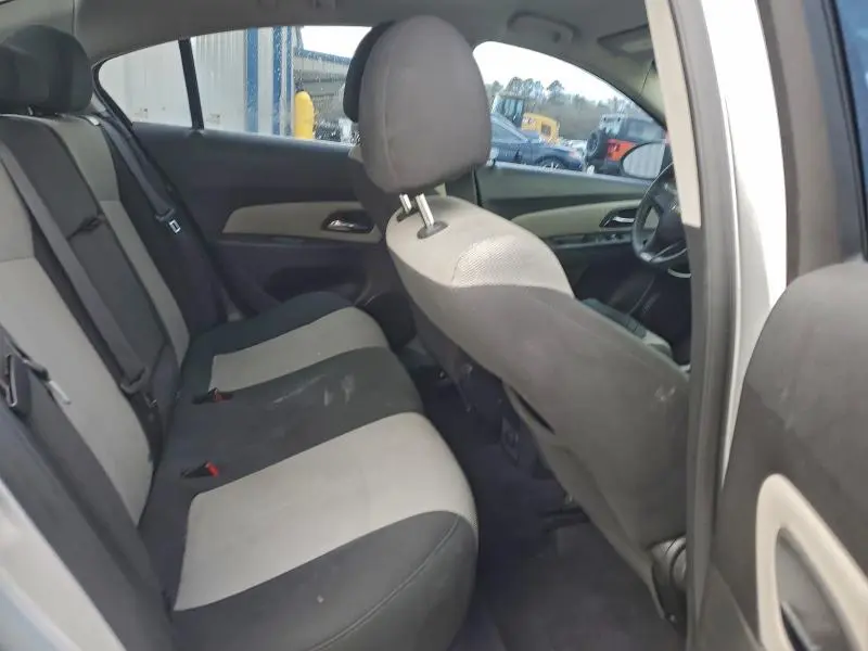 2011 CHEVROLET CRUZE LS  