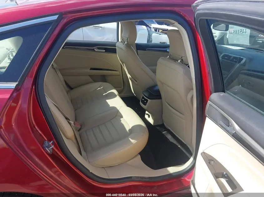 2013 FORD FUSION SE