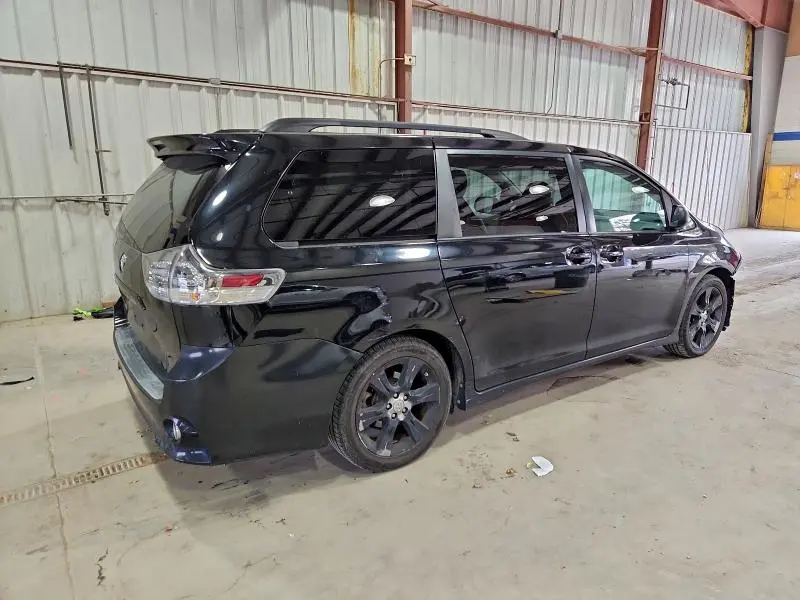 2011 TOYOTA SIENNA SPORT  